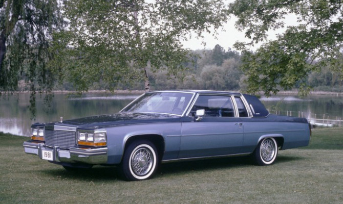 RS 1981-Cadillac-Coupe-Deville