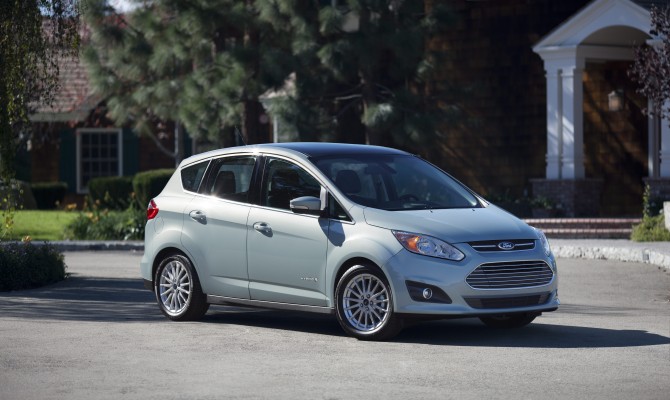 The 2014 Ford C-MAX Hybrid has been named a Top Safety Pick by the Insurance Institute for Highway Safety for the second consecutive year. The organization performed multiple crash tests on C-MAX Hybrid, resulting in a “good” rating in side crash, roof strength, restraint and seating evaluations.